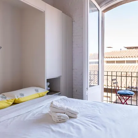Enchanting 2 Bedroom Flat With Terrace Near Placa Espanya Barcelone Extérieur photo