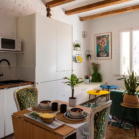 Enchanting 2 Bedroom Flat With Terrace Near Placa Espanya Barcelone Extérieur photo