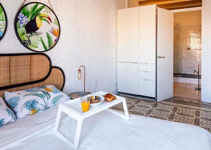 Enchanting 2 Bedroom Flat With Terrace Near Placa Espanya